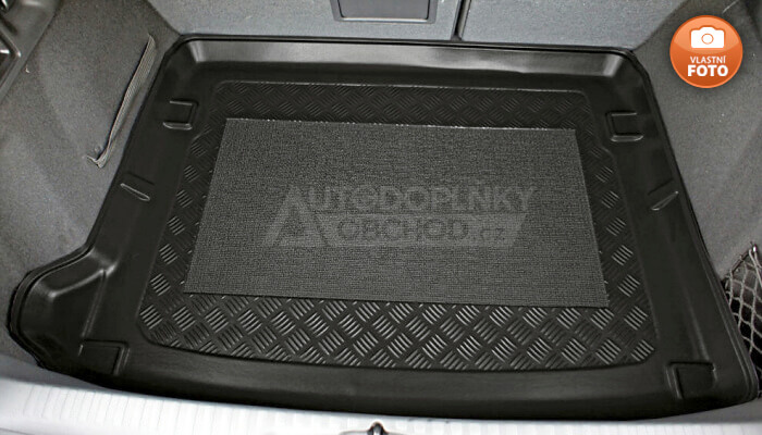 Vana do kufru přesně pasuje do zavazadlového prostoru modelu auta Citroen DS4 2011-
